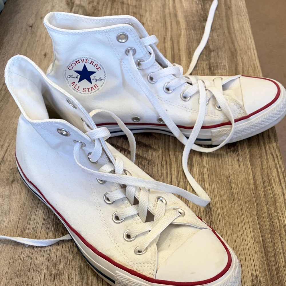 Converse White and Red High-Tops